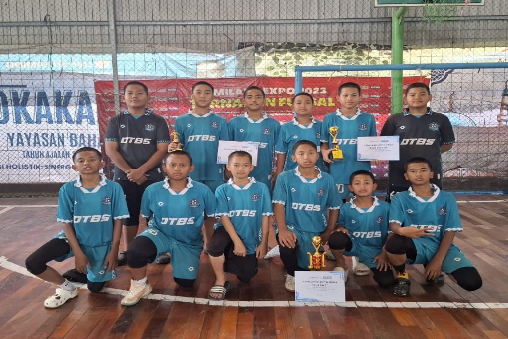 SMPN 6 Buton Raih Juara I Lomba Futsal Tingkat Kabupaten
